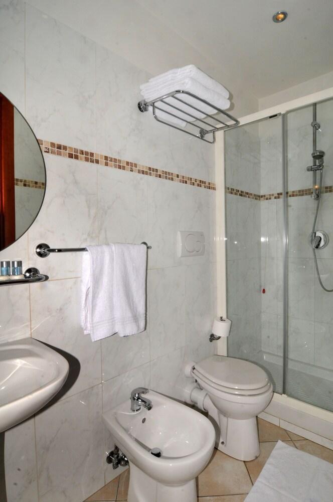 Hotel Angelica  Stazione Santa Maria Novella 2*